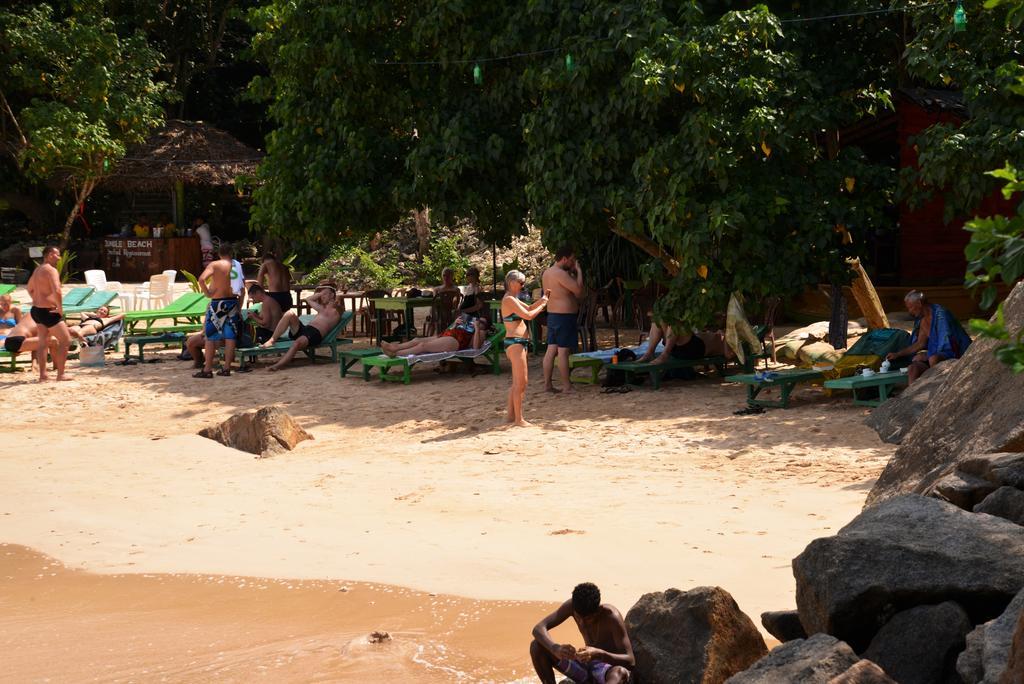 Jungle Beach Hostel Unawatuna Exterior photo